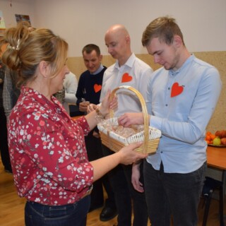 ????????????????????????????????????